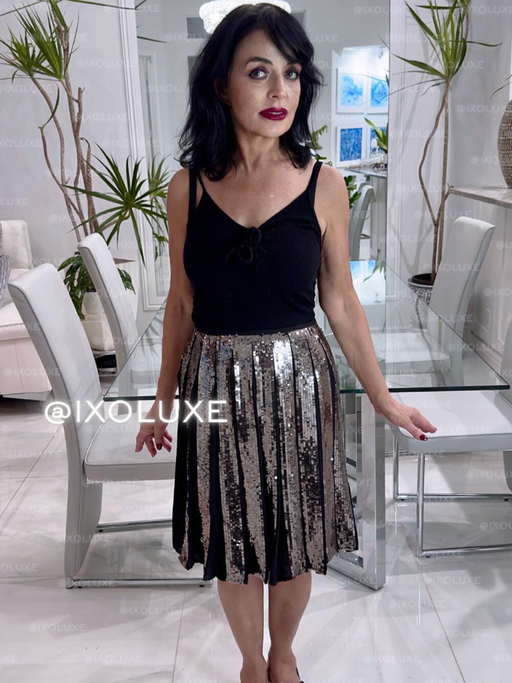 Ann Taylor Silver Sequin A-Line Pleated Skirt, Size 4